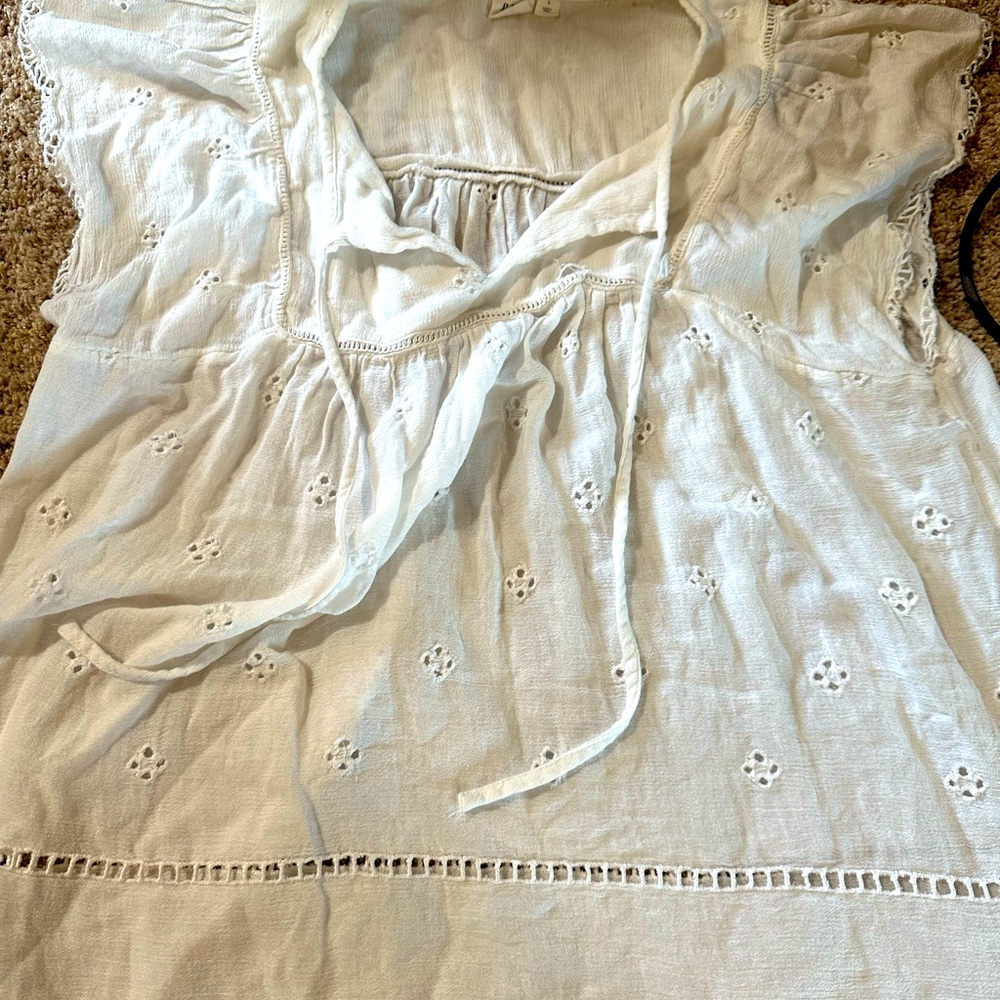 Cutest white blouse